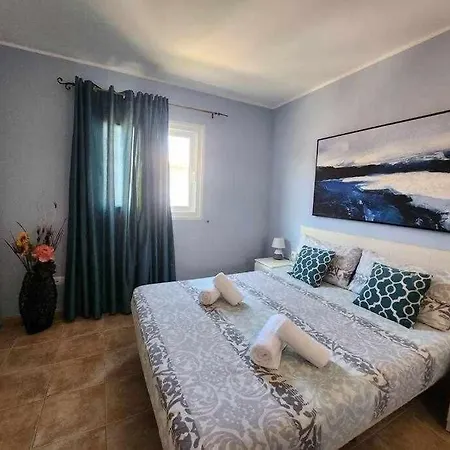 Taty House Sea View Apartment *