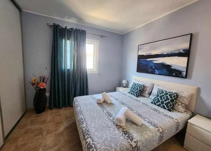 Taty House Sea View Apartman *